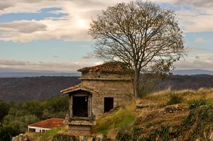 Cabaceiro - Mugares.jpeg